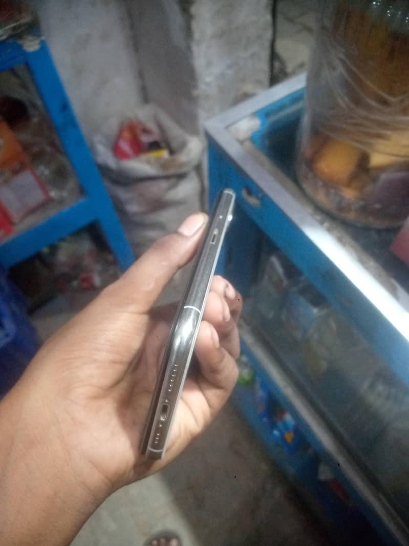 Apple iPhone X 1