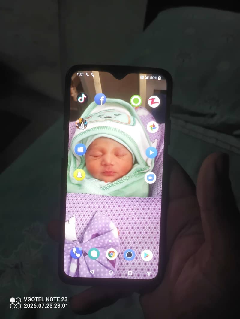 One Plus 6T 4