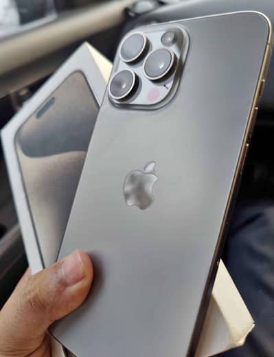 Iphone 15 pro max 256 GB with Box waterpack 10 10