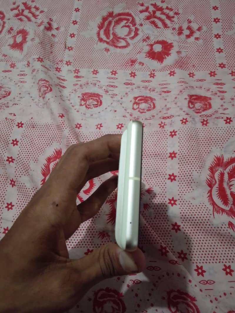 Google Pixel 7 5