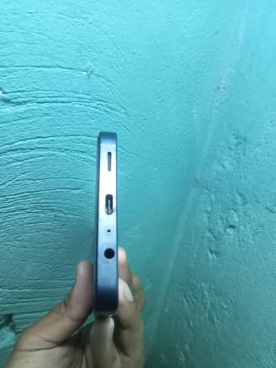 Samsung Mobile A06