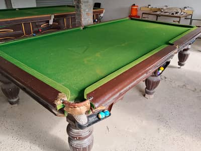 Snoker Table
