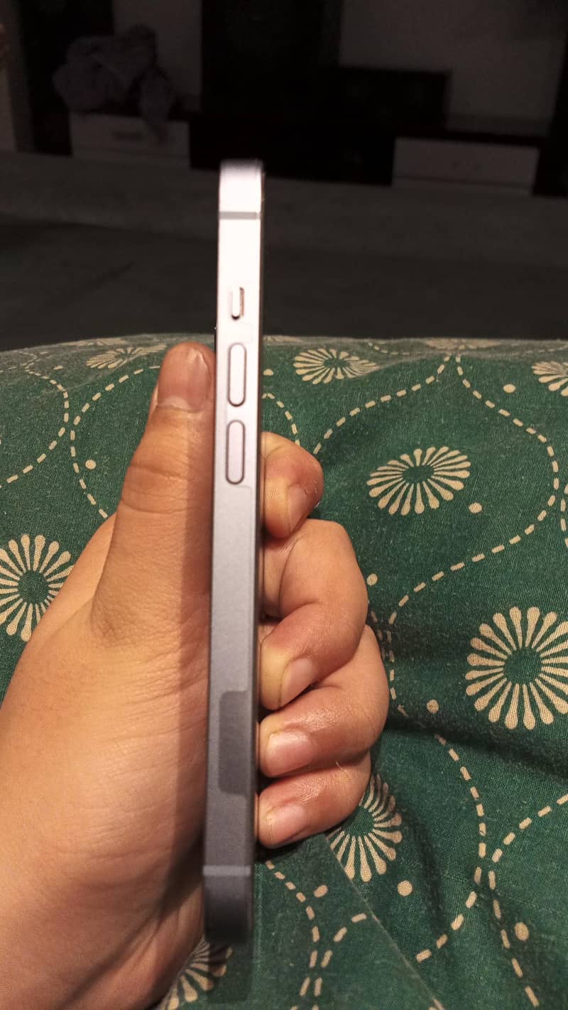 Apple iPhone 14 JV ( Non Pta) for sale urgent 2