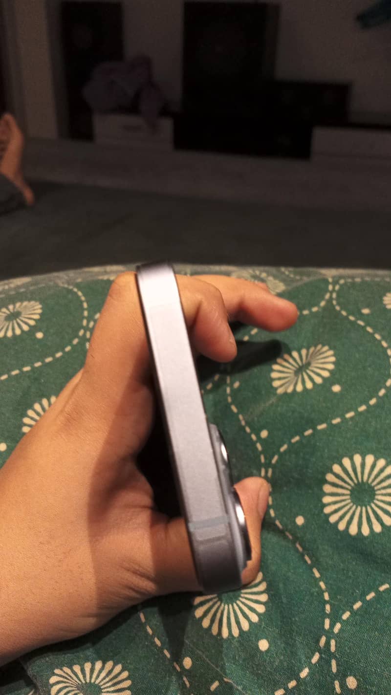 Apple iPhone 14 JV ( Non Pta) for sale urgent 5