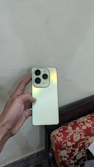 Infinix Hot 40 8 256 Helio G88 fast gaming processor