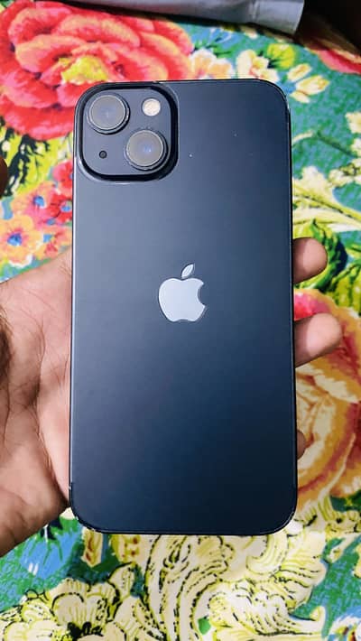 Apple iPhone 13