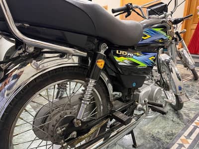 unique motorcycle  CD70