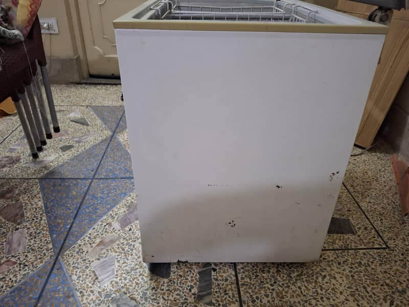 waves deep freezer 5
