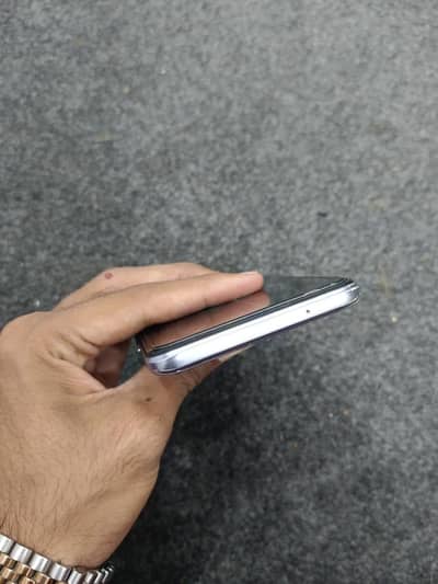 Vivo V19