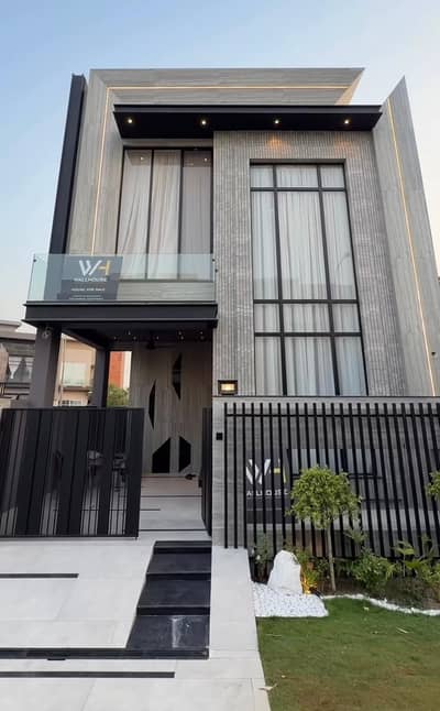 Ayyan Glass Aluminum and Steel Center College road Lahore 03018622288