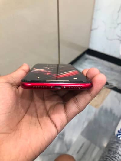 Apple iPhone XR