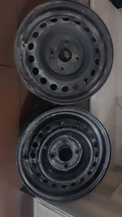 hhonda city idsi 2 rims for sale in lahore , condition like new