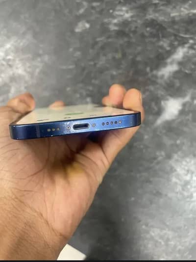Iphone 12 factory unlock