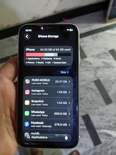 Apple iPhone 11
