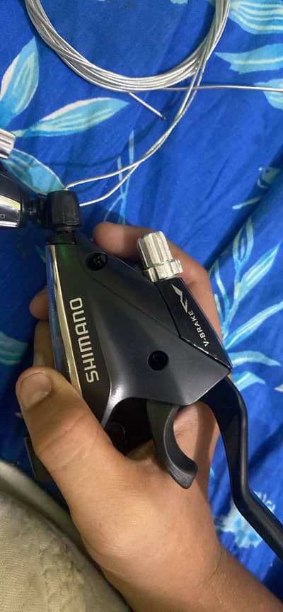 Cycle gear shifter