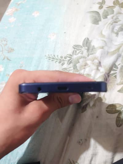 Samsung Mobile A06