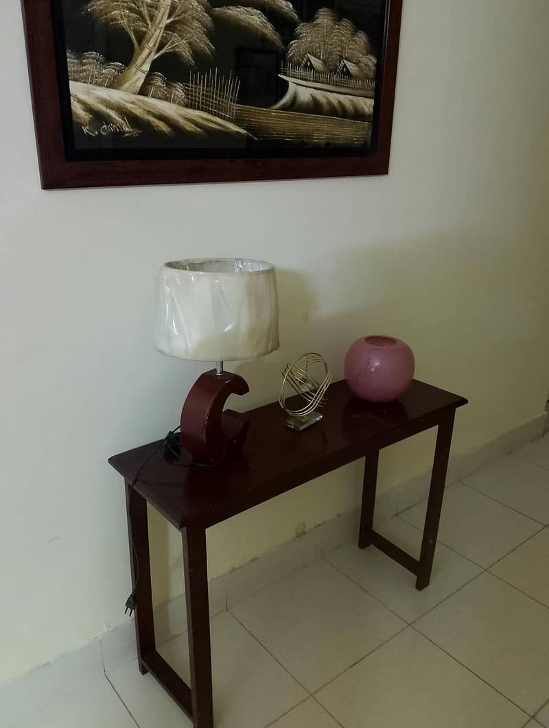 console table 1