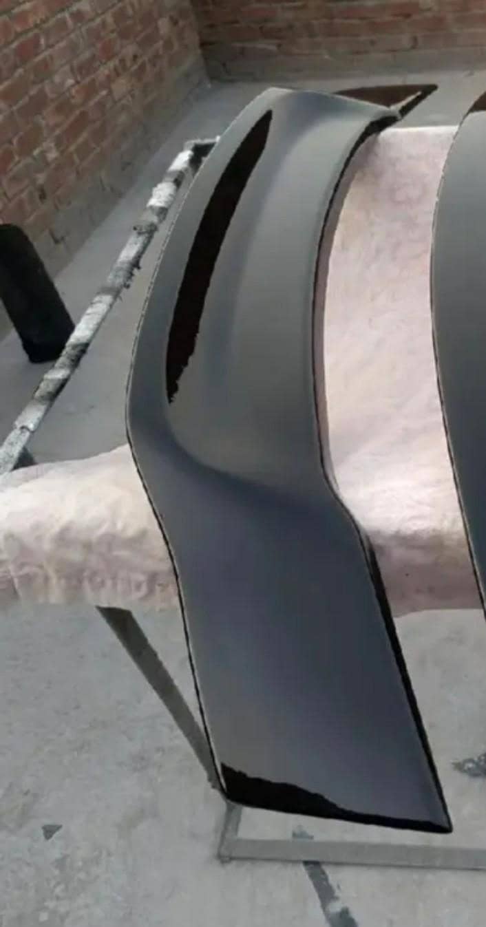 Ducktail Spoiler Universal 4