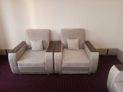 5 seats sofa set neat and cleans
