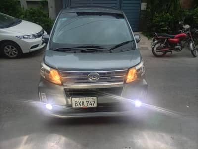 Lady Doctor used Daihatsu Move 2013 Custom G Full option B2B Genuine