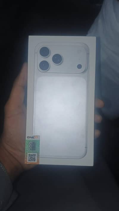 I Phone 17 Pro max 256GB silver[PTA APPROVED] BRAND NEW SEALED