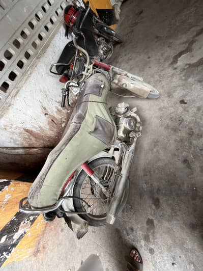 Bike for sell CD70