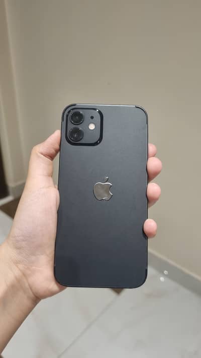 Apple iPhone 12