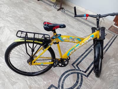 this my bicycle in yellow and black and i used only 4 month