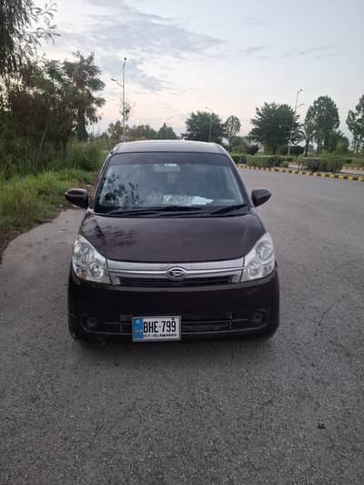 Daihatsu Mira 2012
