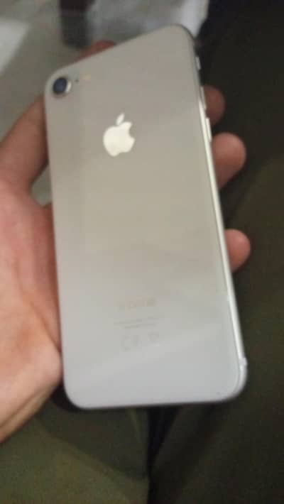 Apple iPhone 8