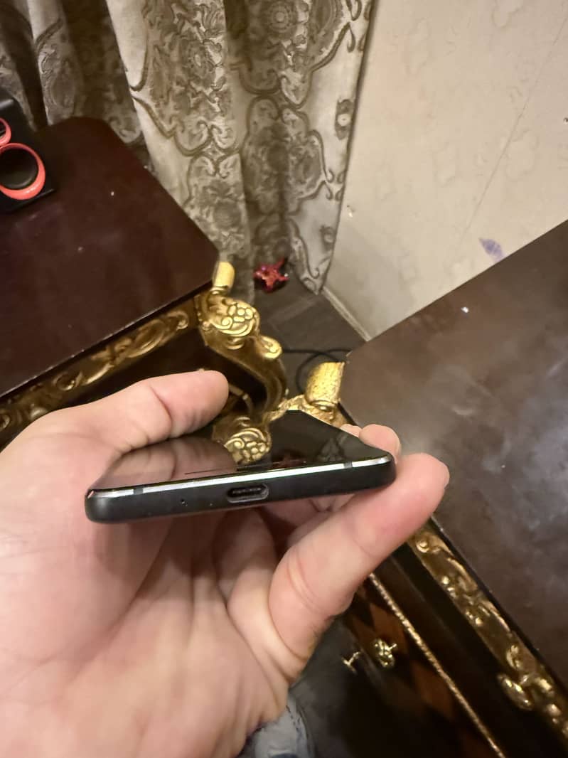 Pixel 2 (screen issue) 1