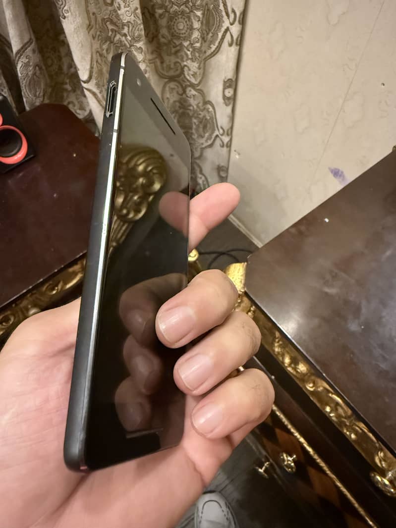 Pixel 2 (screen issue) 5