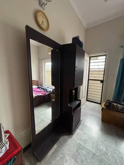 Dressing table with full length mirror and storage