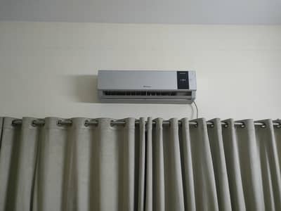 1.5 Ton AC with R22 Refrigerant– Excellent Working Condition