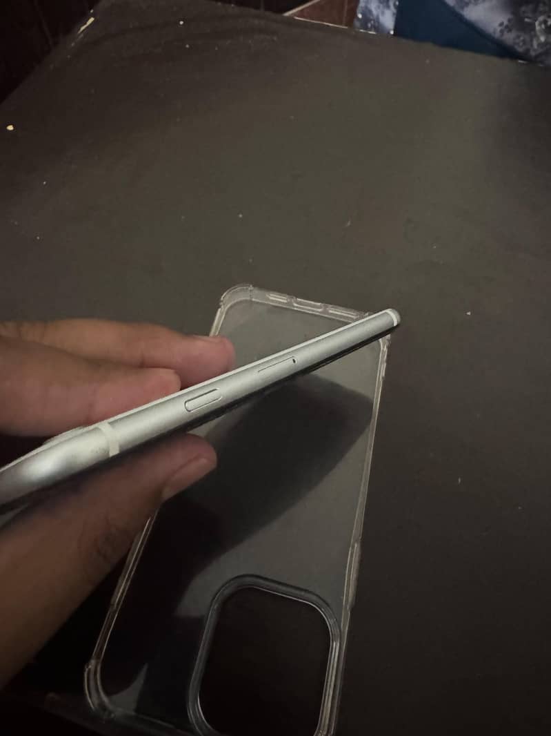 Apple iPhone SE 6