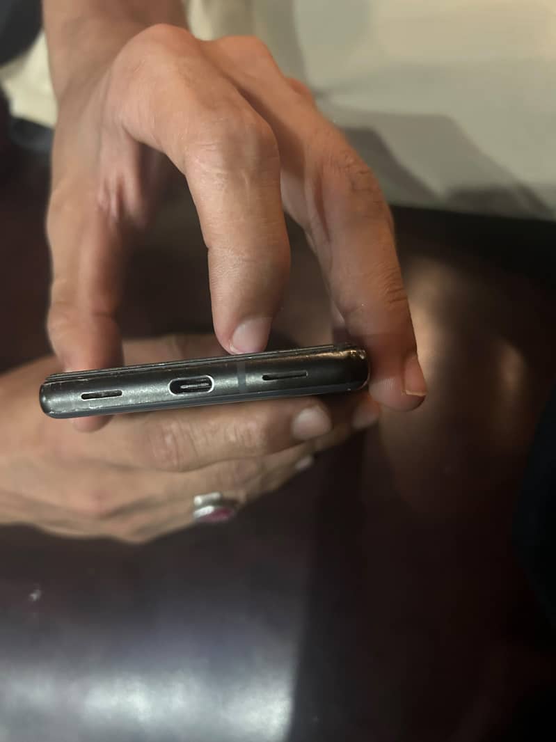 Google Pixel 6a 4