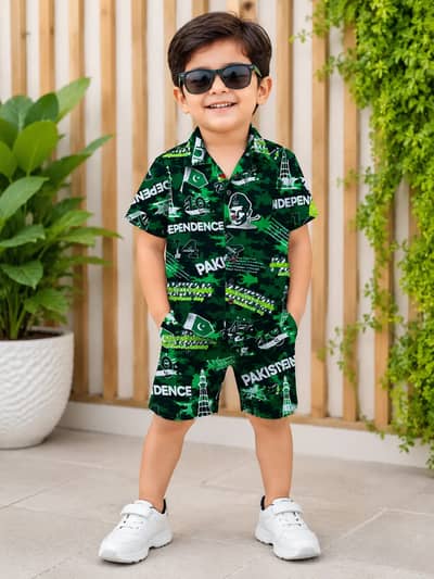 Stylish Boys 2-Piece Printed Summer Outfit