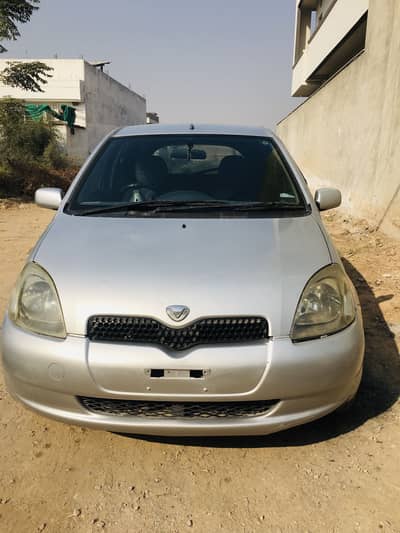 Toyota Vitz 2001