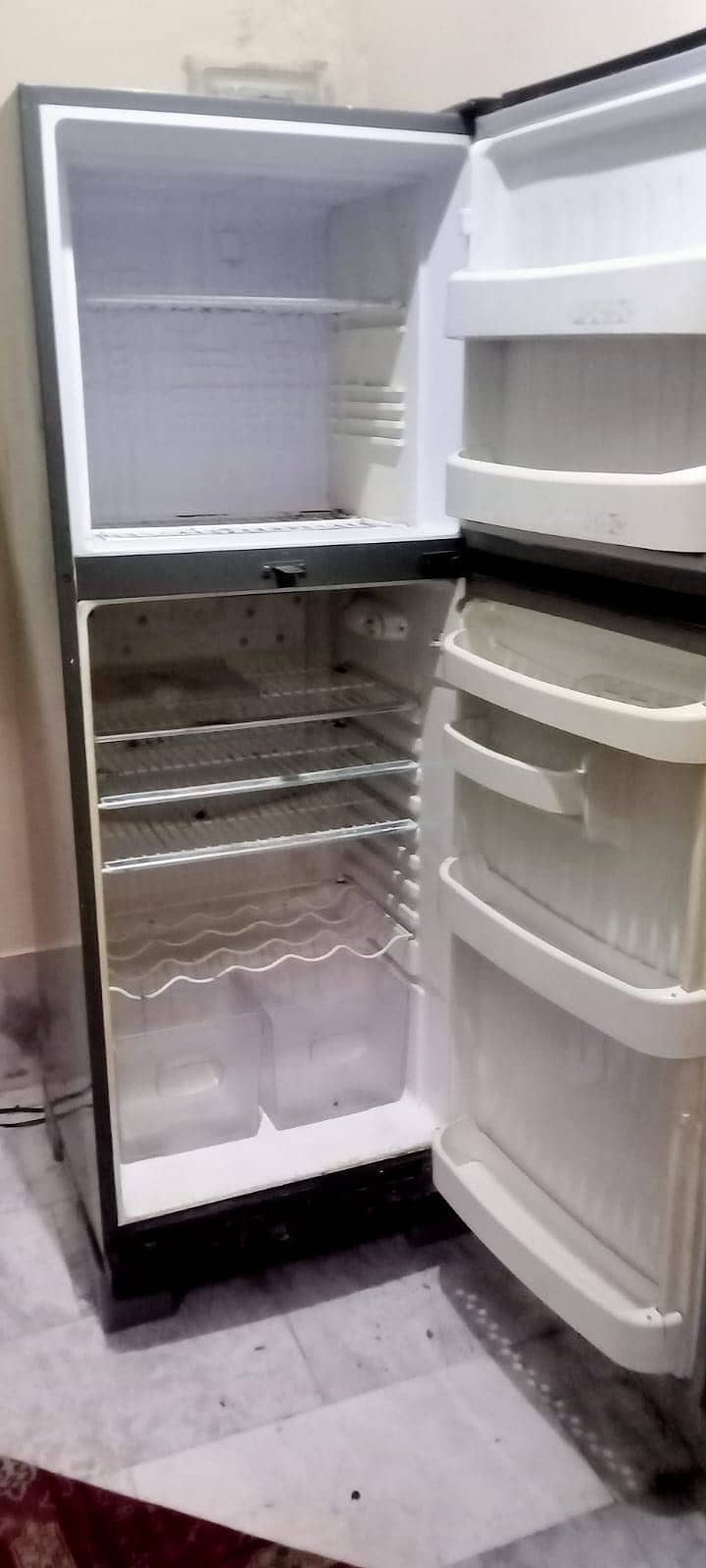 Orient Fridge 5
