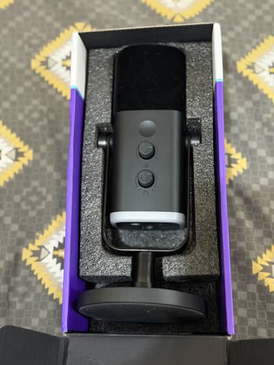Fefine Am8 (1 day used)