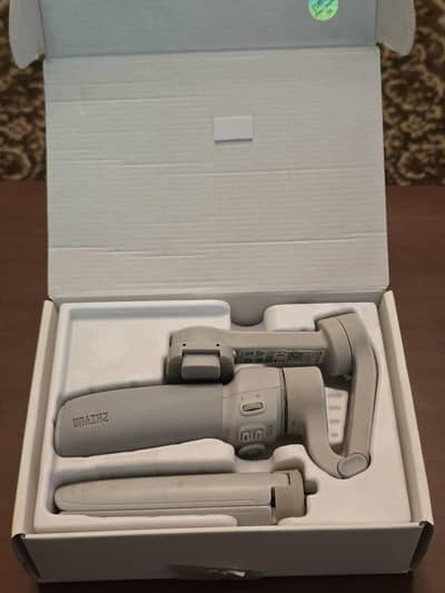 Zhiyun Smooth Q4 Gimbal – Like New | Used Only Once | Box Pack
