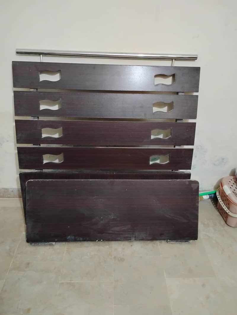 Single bed without matress 4