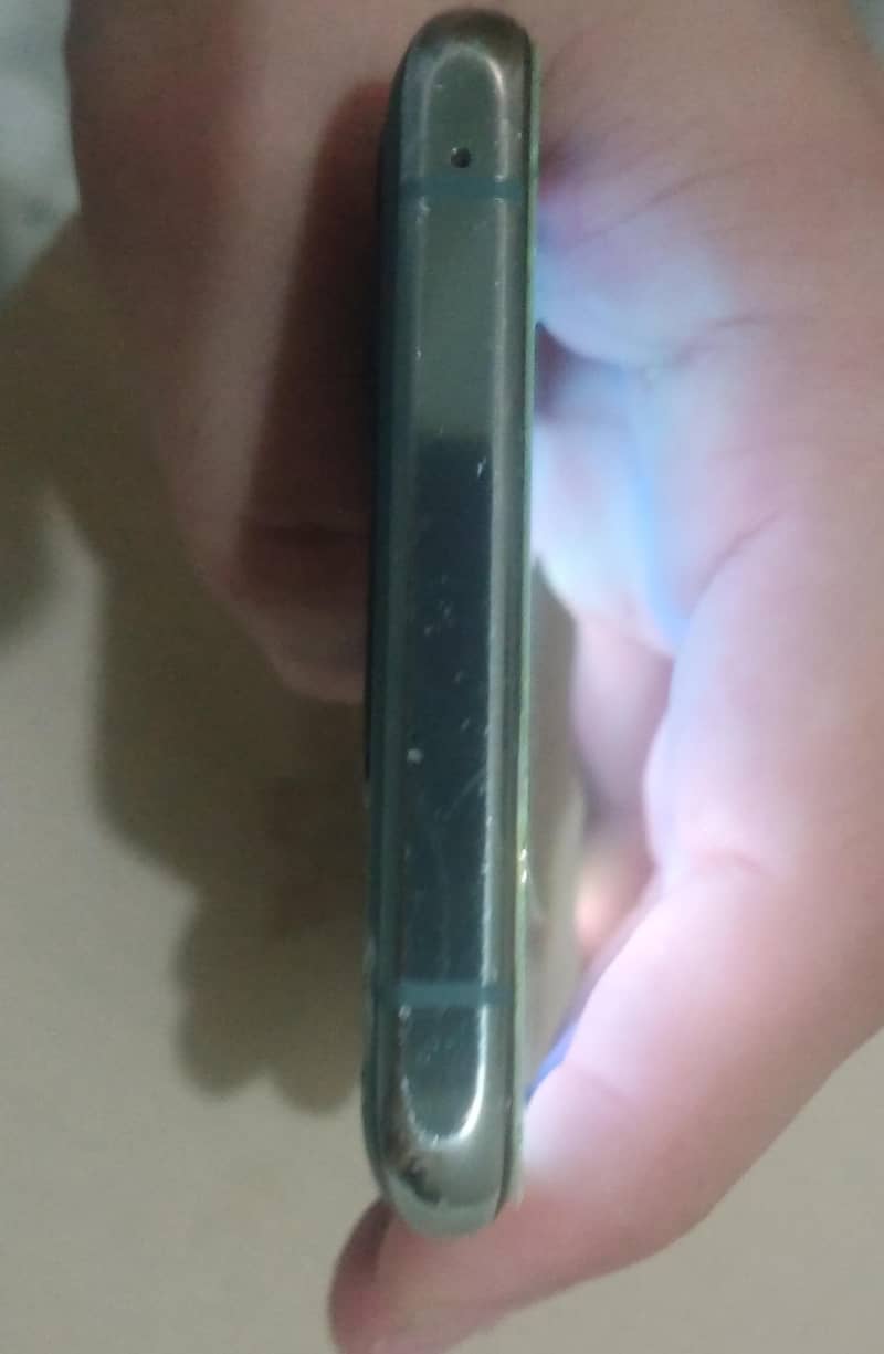 One Plus 10 Pro 4