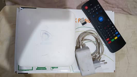 Etisalat Android TV Box (4K) – Complete Box