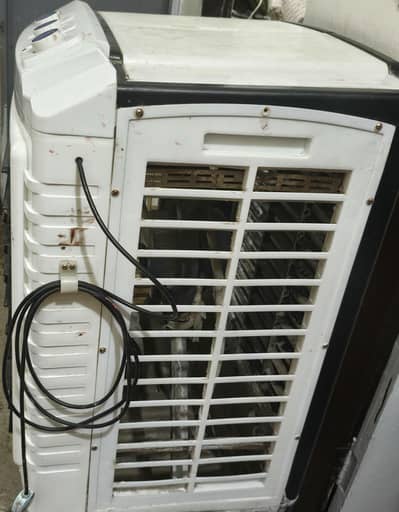 zaberdast cooling ha pani wala pump ok ha jail moving ok ha