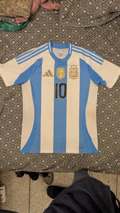 Authentic Adidas Lionel Messi #10 Jersey (Medium) – Original Pre-Owned