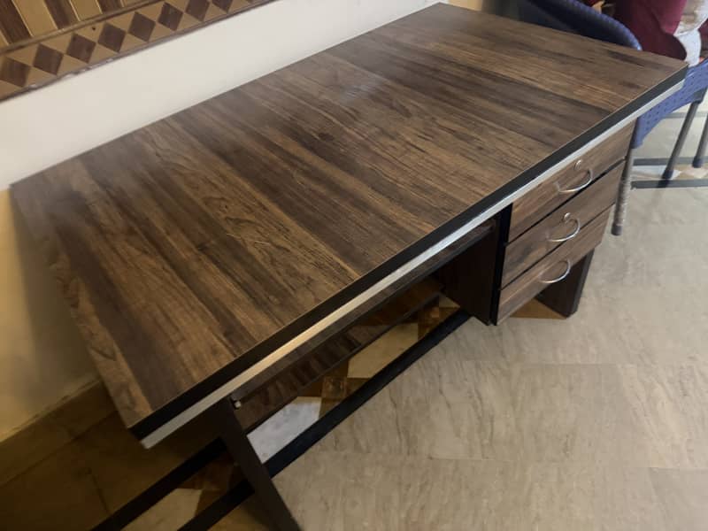 Office table 1