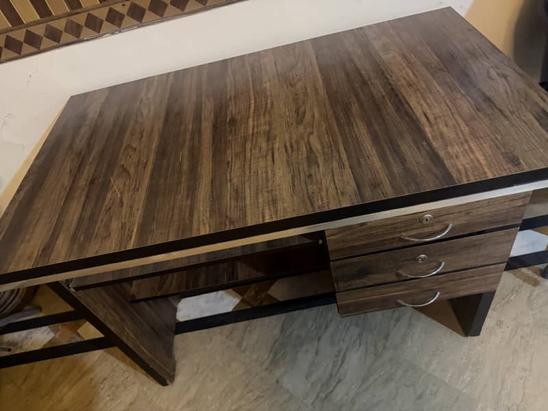 Office table 2