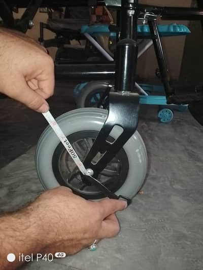 electric wheel chair 