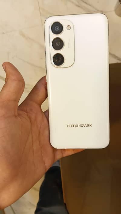 Tecno spark 40 pro plus 10/8 condition see description